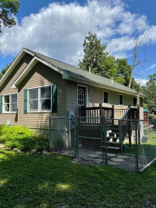 Falls Edge Farm Cottage Benton 外观 照片