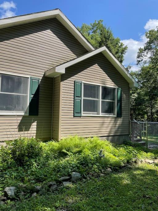 Falls Edge Farm Cottage Benton 外观 照片