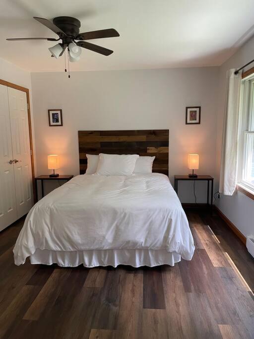 Falls Edge Farm Cottage Benton 外观 照片